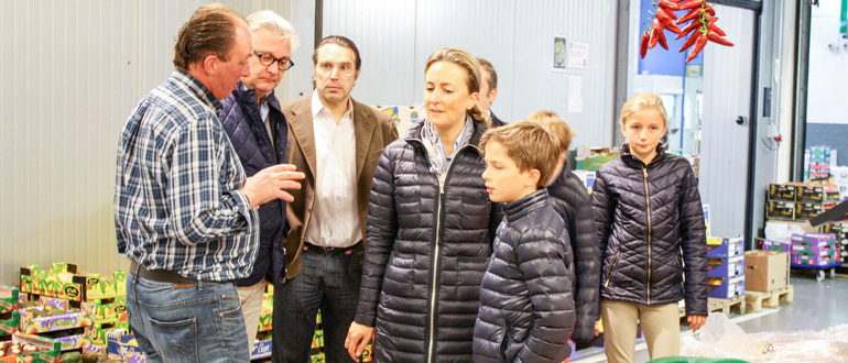 Familiebezoek van prins Laurent, prinses Claire en hun kinderen