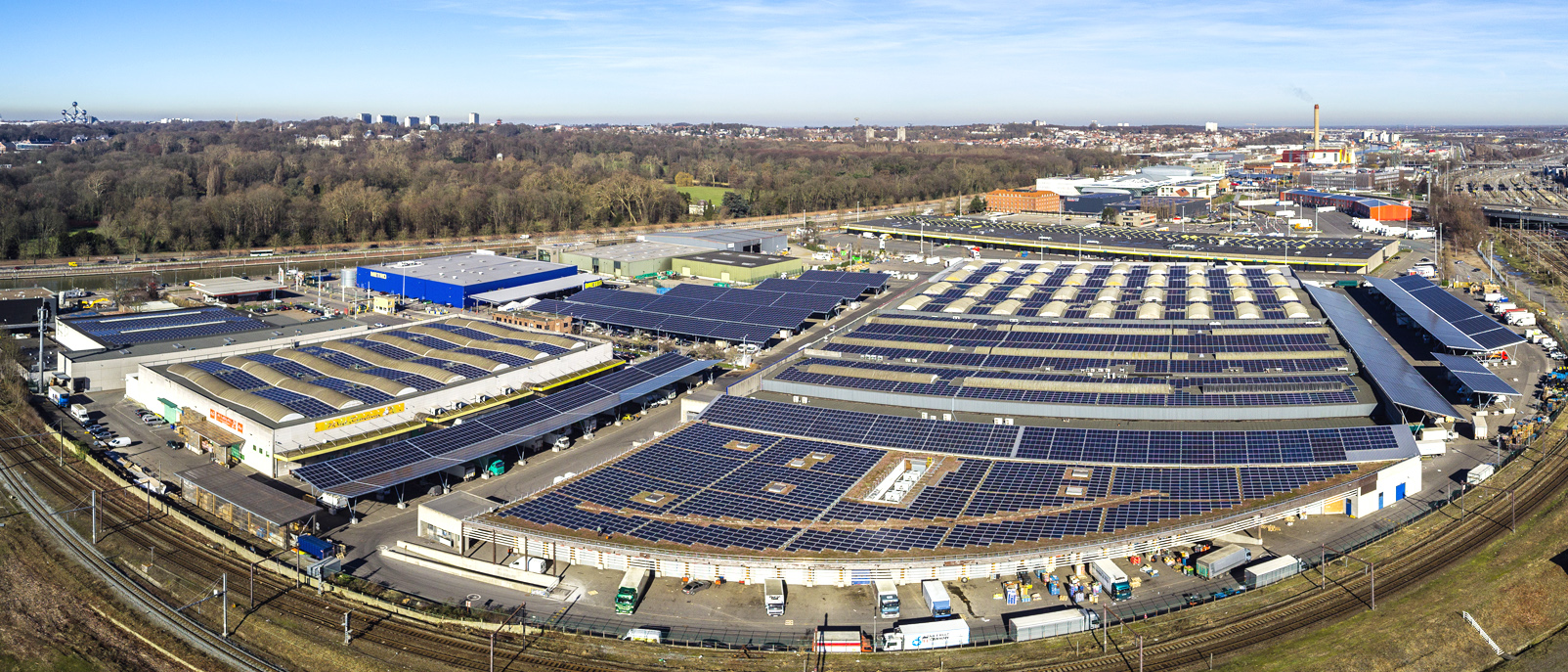 Inhuldiging van de eerste zonneparking van België