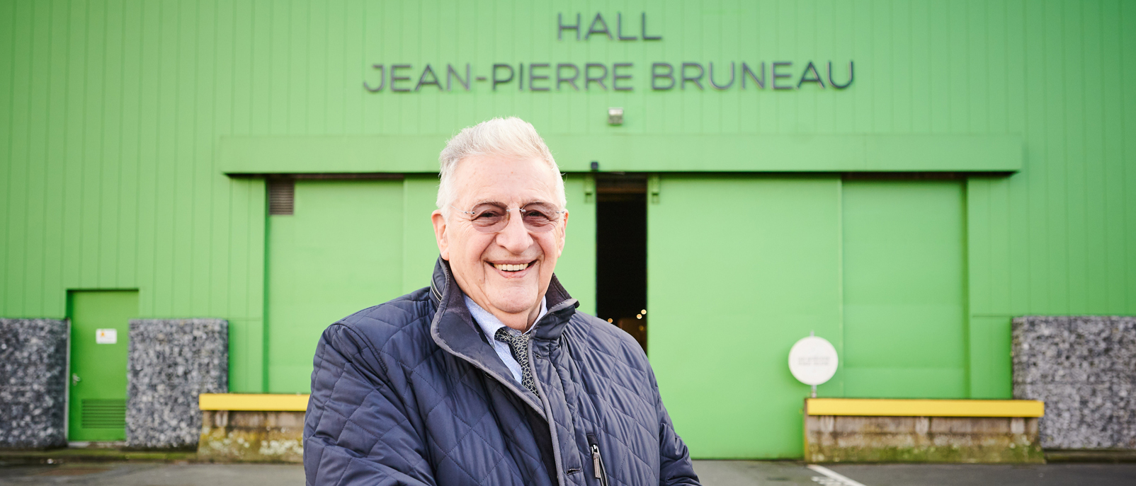 La halle G du marché a été baptisée du nom du Chef Jean-Pierre Bruneau